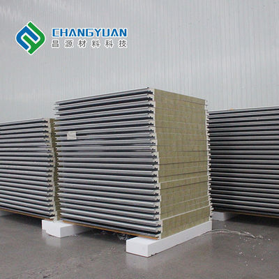 Korrozyona Karşı Dekoratif PU Sandwich Panel Isıtma