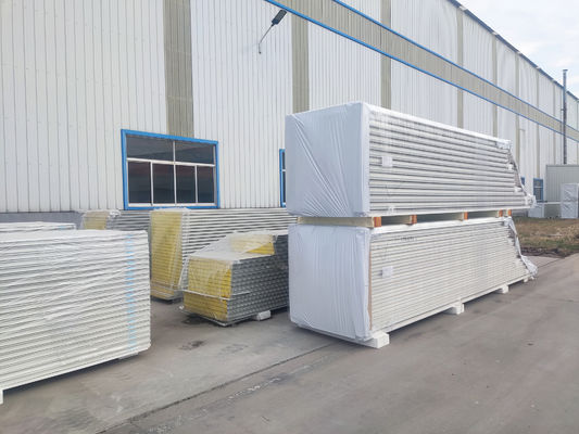 Su geçirmez Nem Direnci Soğuk Oda PU Panel Özelleştirilebilir Uzunlukla