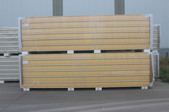 Özel Polyurethane Soğuk Odası PU Paneli Soğuk Depolama için B1/B2 Yangın geçirmez