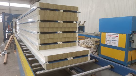 50-200mm ses geçirmez ısı yalıtımı sandviç poliüretan çatı paneli