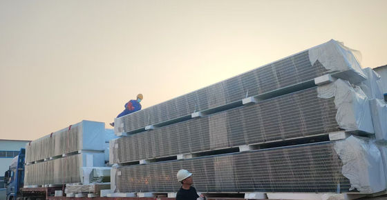 50-200mm Yangına Karşı Korrozyona Karşı Suya Karşı PU Panel Duvar / Sandviç Duvar Panel Sistemleri