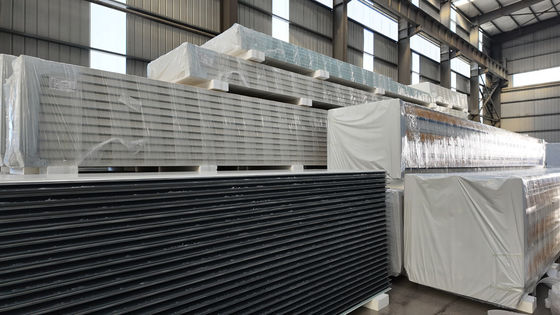 Özel PU Sandviç Duvar Paneli Su geçirmez Enerji- Yapı Çözümleri Çeşitli Uzunluklarda