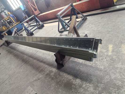 Yapısal Destek İçin Özel Uzunluklu ve 195/235/355 Çelik Tipli Sıcak Daldırma Galvanizli Metal Bina Aşıkları