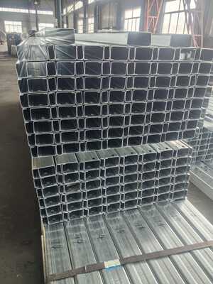 Özel Uzunluklı Hot Dip Galvanize Metal Bina Purlin Ticari Çelik Çerçeve Binalar için C / Z Şeklinde