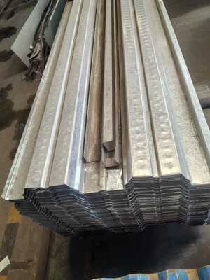 High Corrosion Resistance Corrugated Metal Decking with Customizable Length Up To 12 Meters and Load Capacity Up To 500 Kg/m²