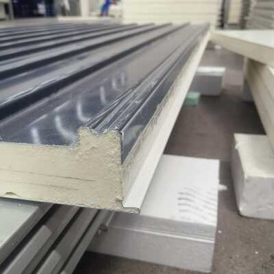 Uzun Hizmet Ömrüne ve ≤0.02W/m*K Termal İletkenliğe Sahip Korozyona Dayanıklı PIR Çatı Panelleri